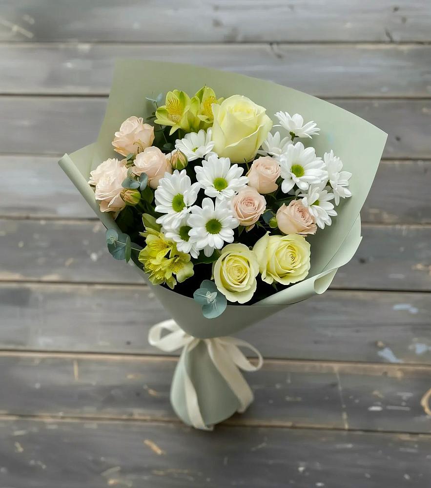 Букет цветов из: Альстромерии, Розы и Хризантемы в Решоткино