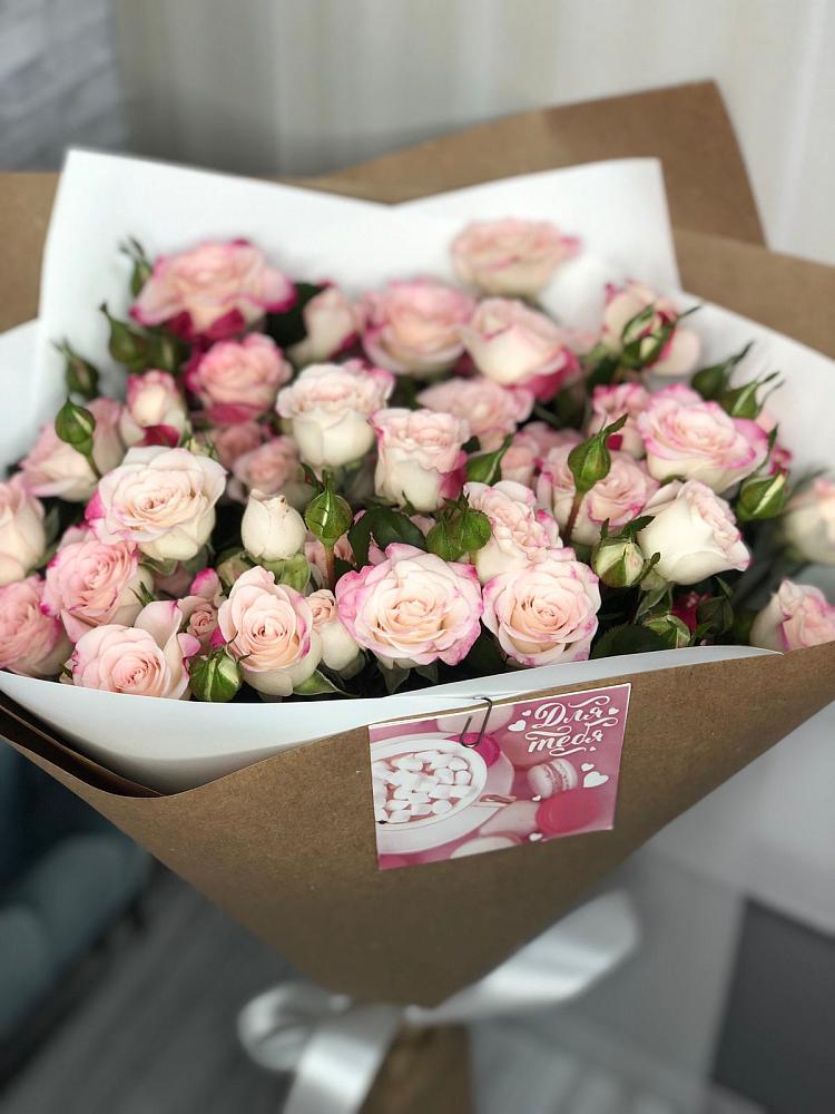 Букет цветов из: Розы в Решоткино