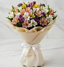 Букет цветов из:  Альстромерии в Решоткино