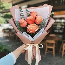 Букет цветов из:  Розы в Решоткино