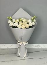 Букет цветов из:  Розы и Лизиантусы в Решоткино